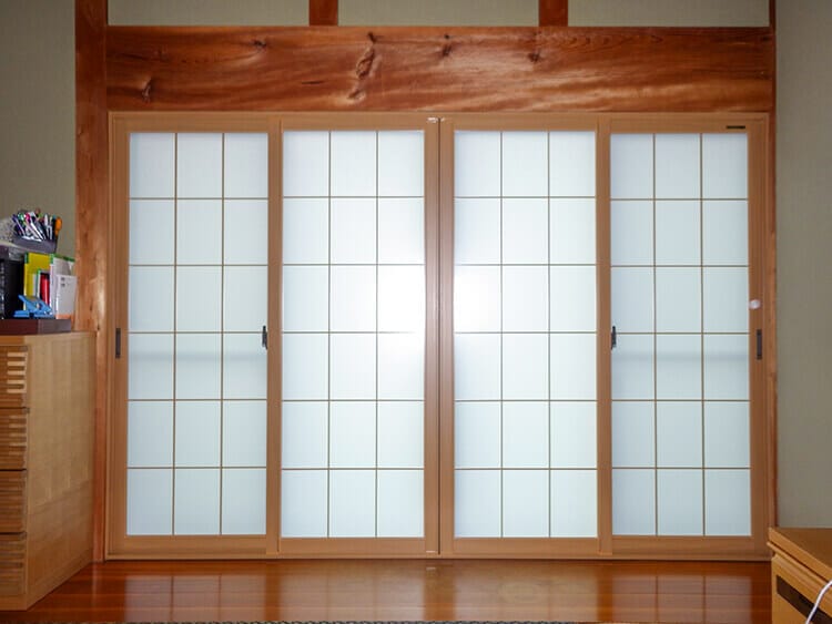 和室にもピッタリの和紙調内窓