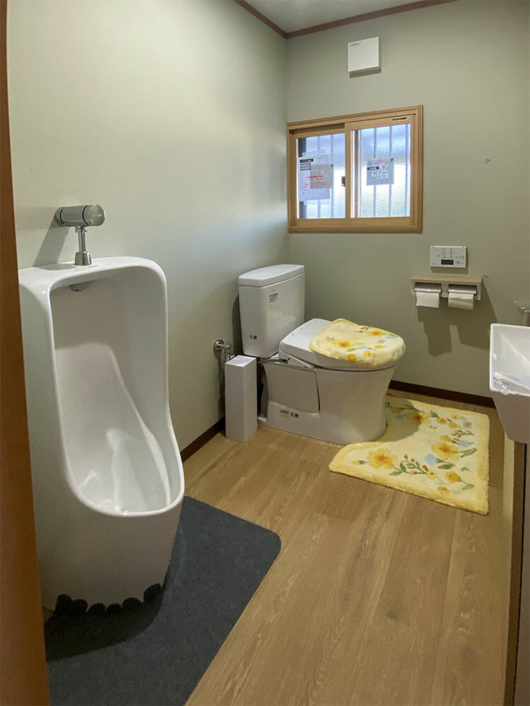 20211216_2_toilet_after_sp | みすずのリフォーム |四日市市の断熱リノベーション・性能向上リフォーム 【水廻り、玄関ドア編】お部屋まるごと断熱で、あたたかく健康に過ごせる我が家に